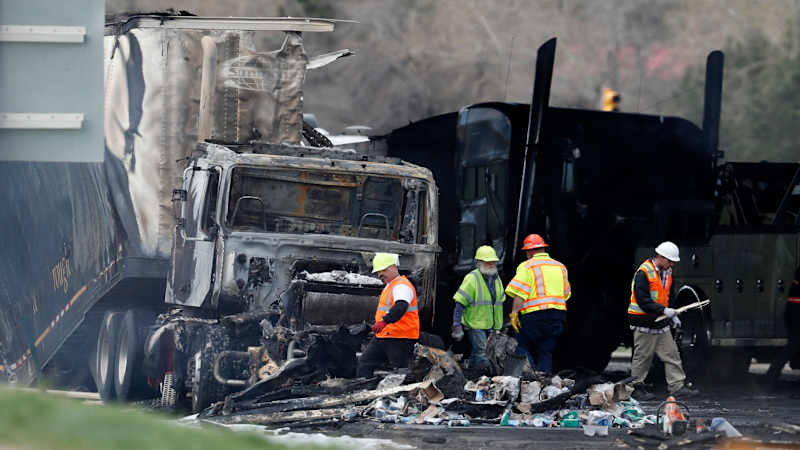 Trump administration wants to ease limits on hours truckers can drive